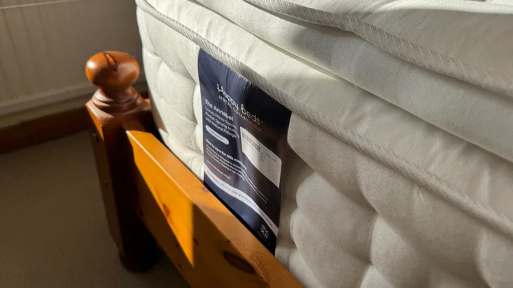 Happy Beds The Annabel 2000 Pocket Spring Natural Pillowtop mattress - close up of side and tag