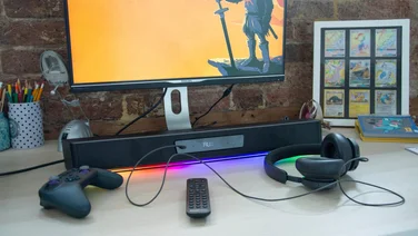 Testing out a Creative Sound Blaster Katana PC soundbar
