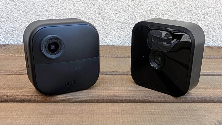 The Blink Outdoor 4 camera next to the Blink Outdoor 3 for comparison