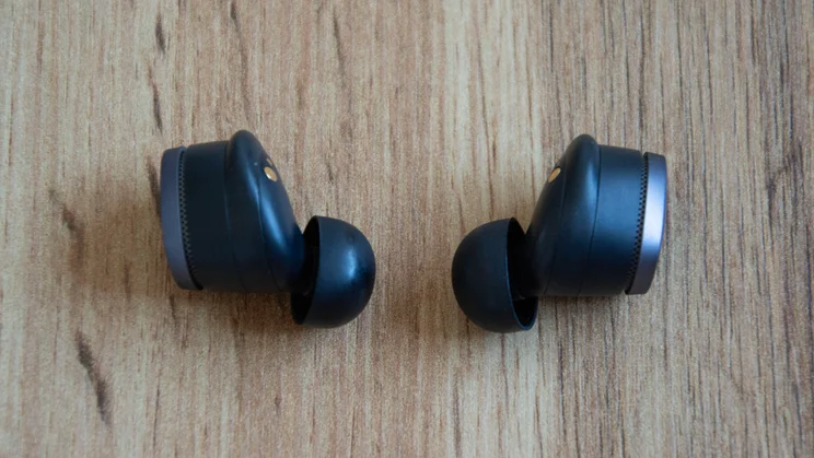 Image of the Bowers & Wilkins Pi8 true wireless earbuds with their eartips facing towards each other
