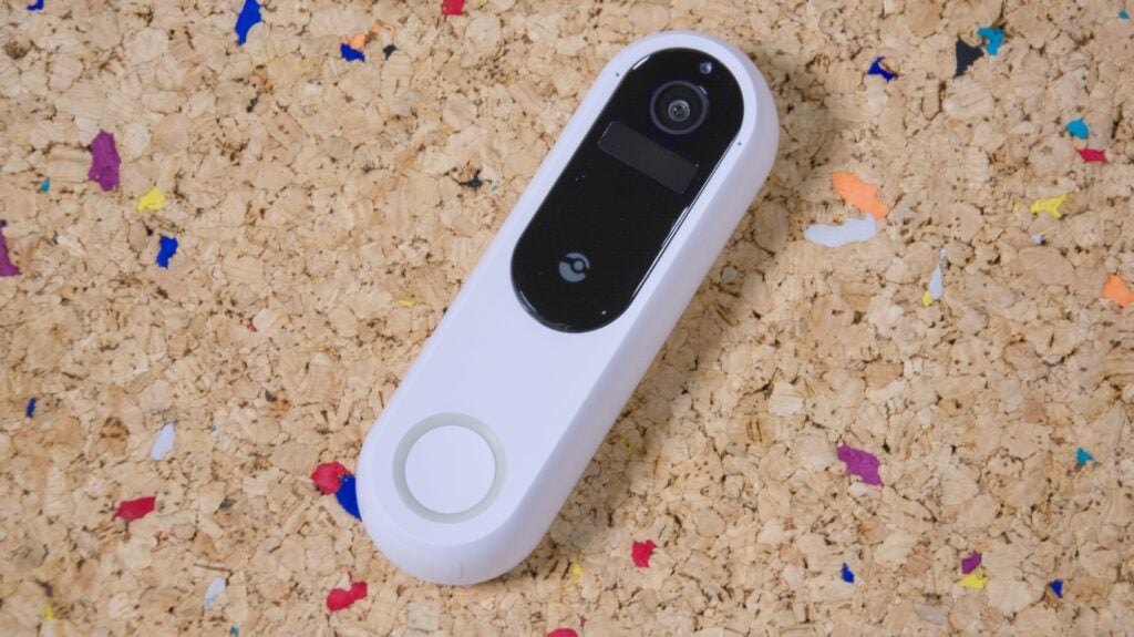 The Doro Hemma Doorbell on a cork surface