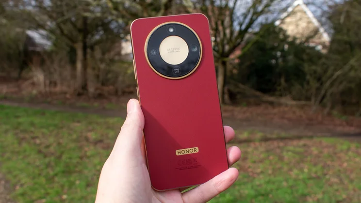 Honor Magic 8 Lite in hand, rear view