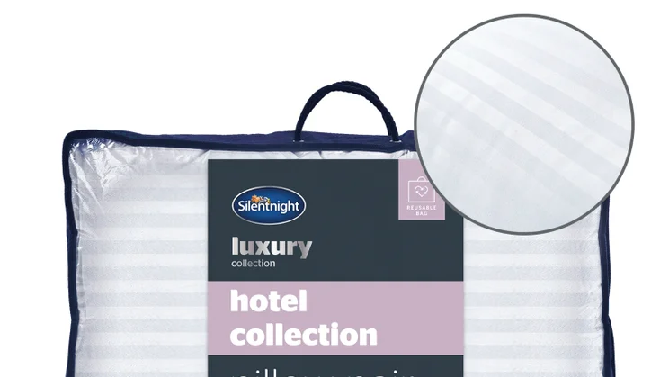 Silentnight Luxury Hotel Collection Pillow review pillows in delivery packaging