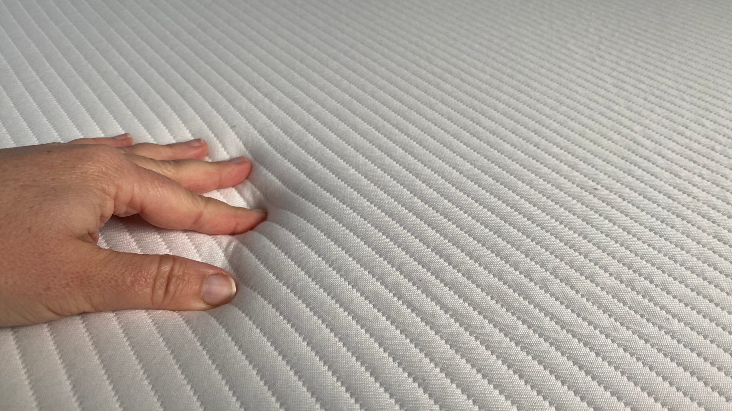 Testing a king-size Hypnia Supreme memory foam mattress