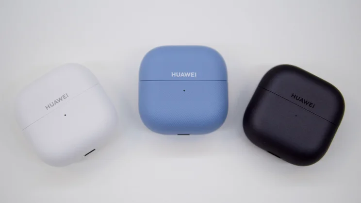 Huawei FreeClip 2 charging cases, closed