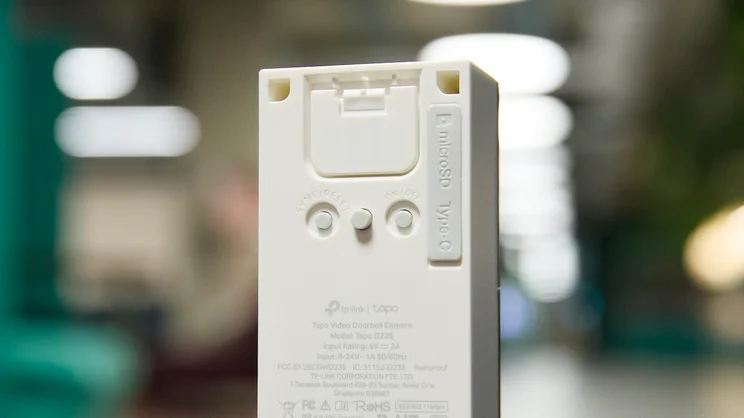 Link Tapo D235 rear top close up