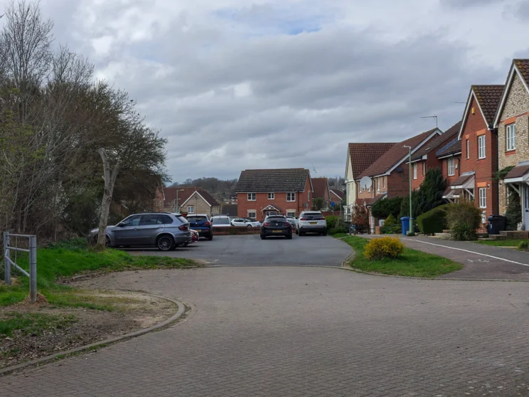 2x zoom of a close of houses