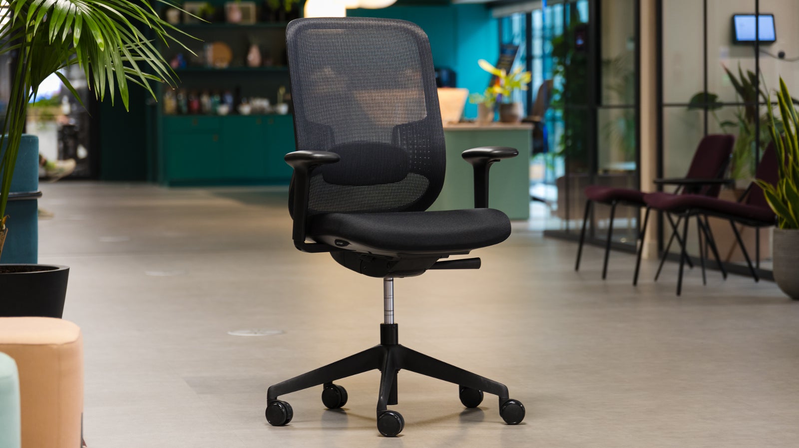 Orangebox Do Better_1 full chair