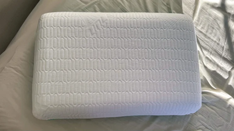 REM Fit Cool Gel Pillow review-back of pillow