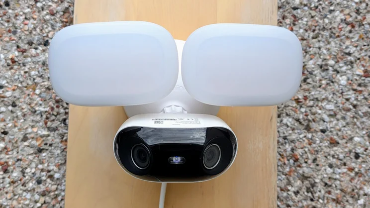 Reolink Elite Floodlight WiFi with its lights facing full forwards