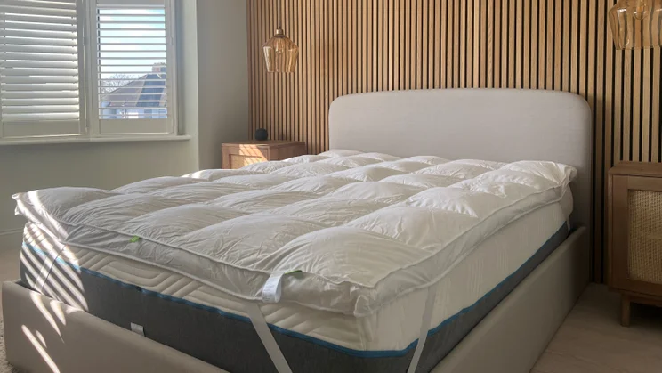 Scooms Hungarian Goose Feather & Down Mattress Topper review showing elastic strap and top of topper
