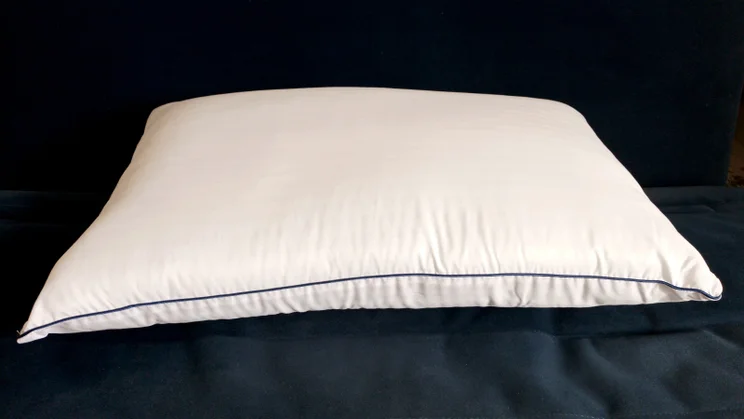 Silentnight Luxury Hotel Collection Pillow review full view of pillow on a black background