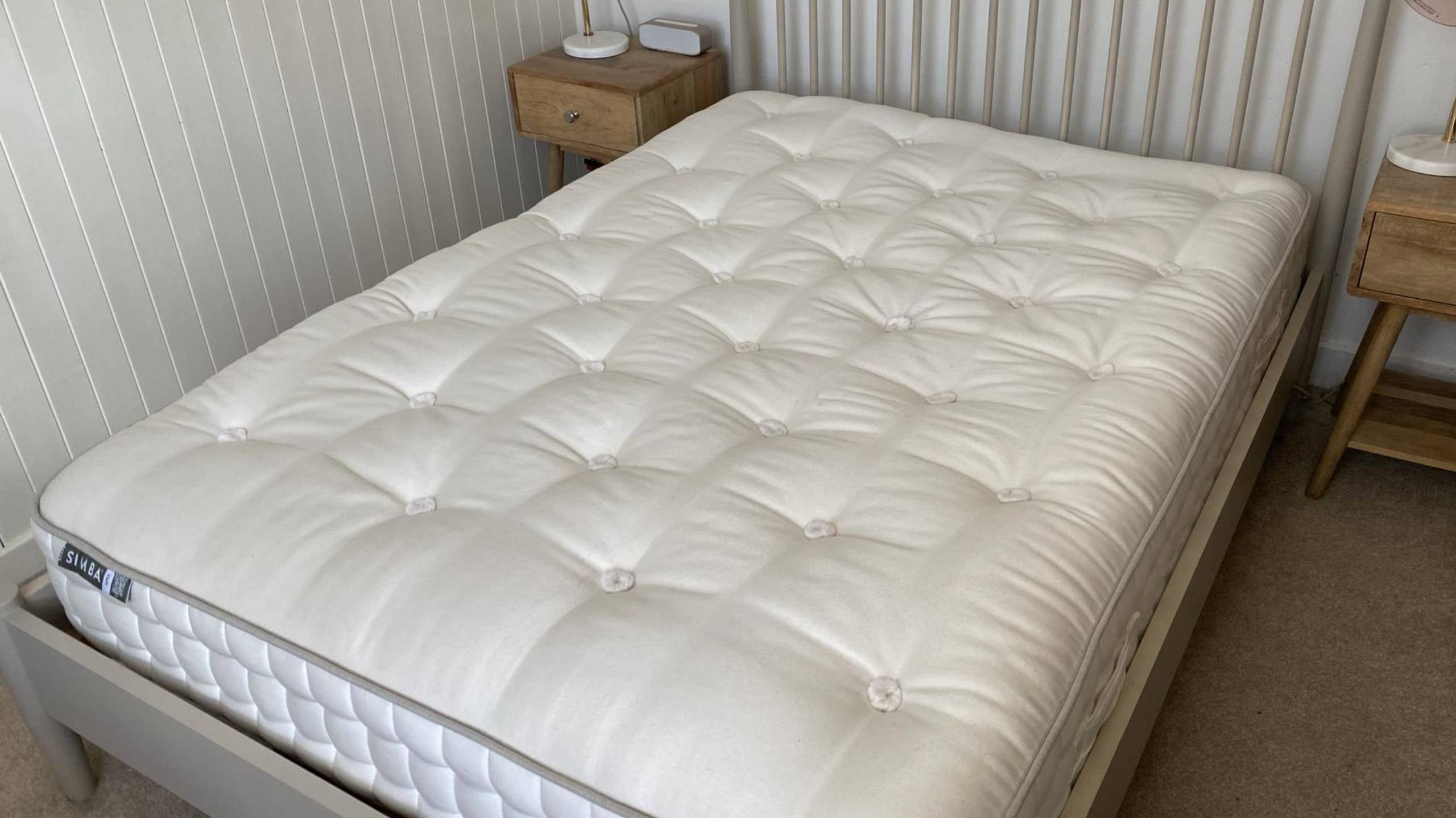 Simba Earth Apex mattress from above