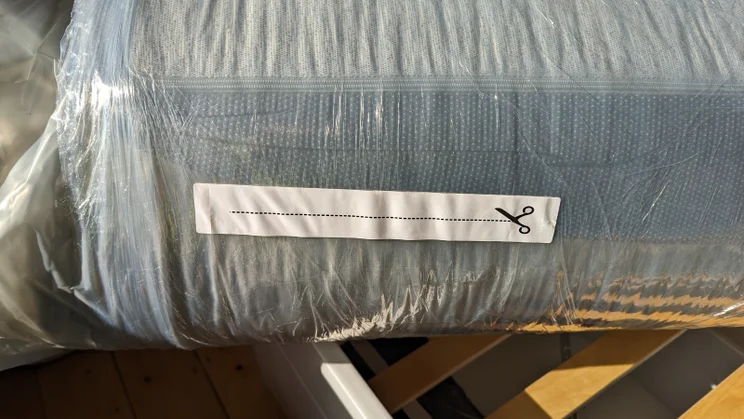 simba-hybrid-pro_mattress-review_unboxing4 covered box