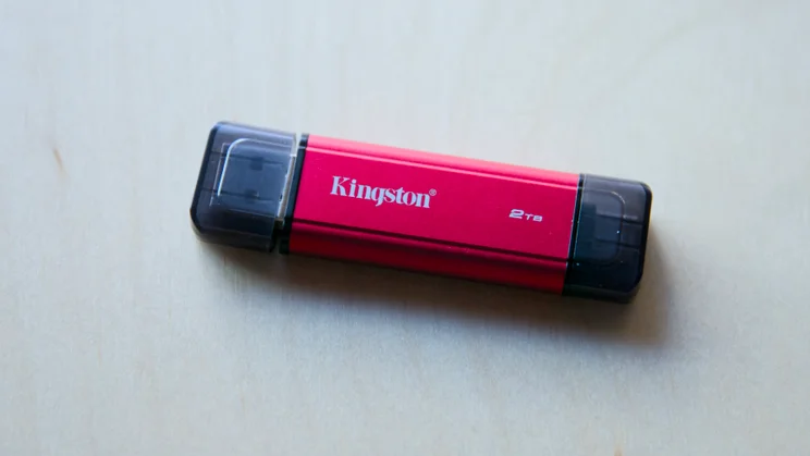 The Kingston Dual Portable SSD 2TB pictured on a maple table top