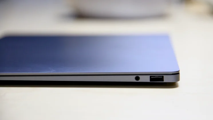 The Samsung Galaxy Book6 Pro 16, closed, pictured from the right edge