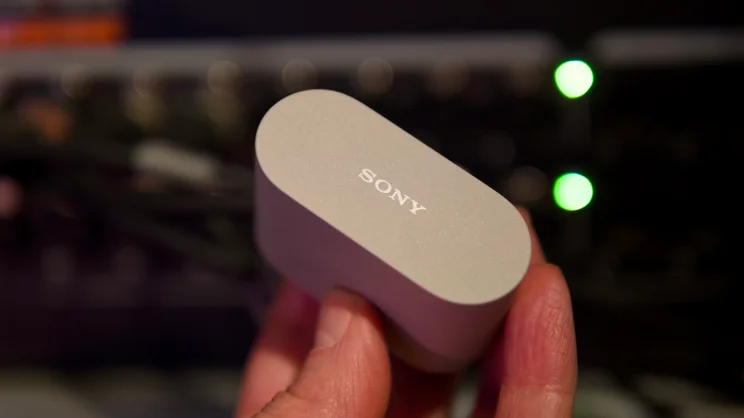 The Sony WF-1000XM6's case, pictured from above