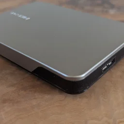 Toshiba Canvio Flex from side, ports visible