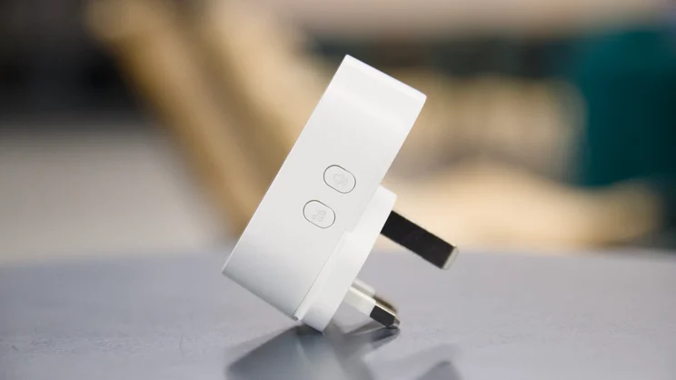 TP-Link Tapo D210 chime from side