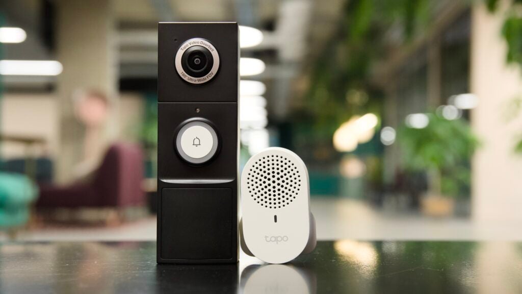 TP-Link Tapo D235 with chime on table